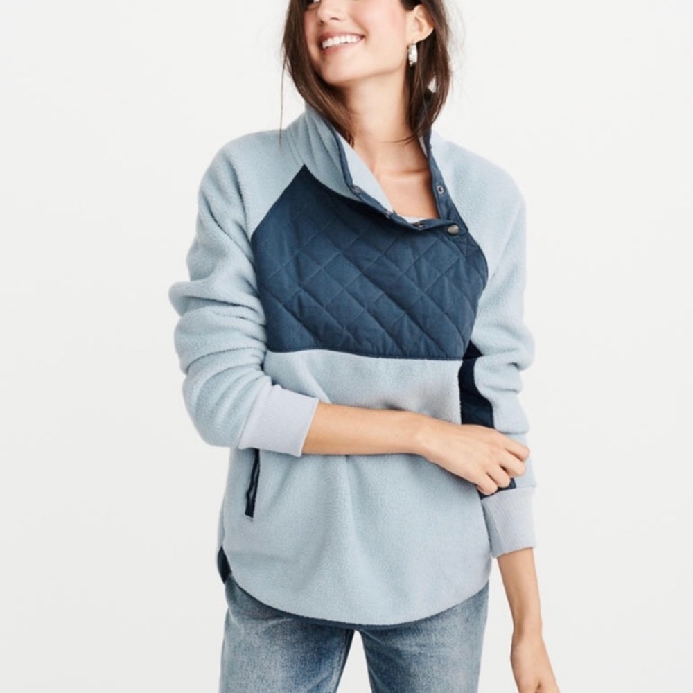 Abercrombie & Fitch Fleece